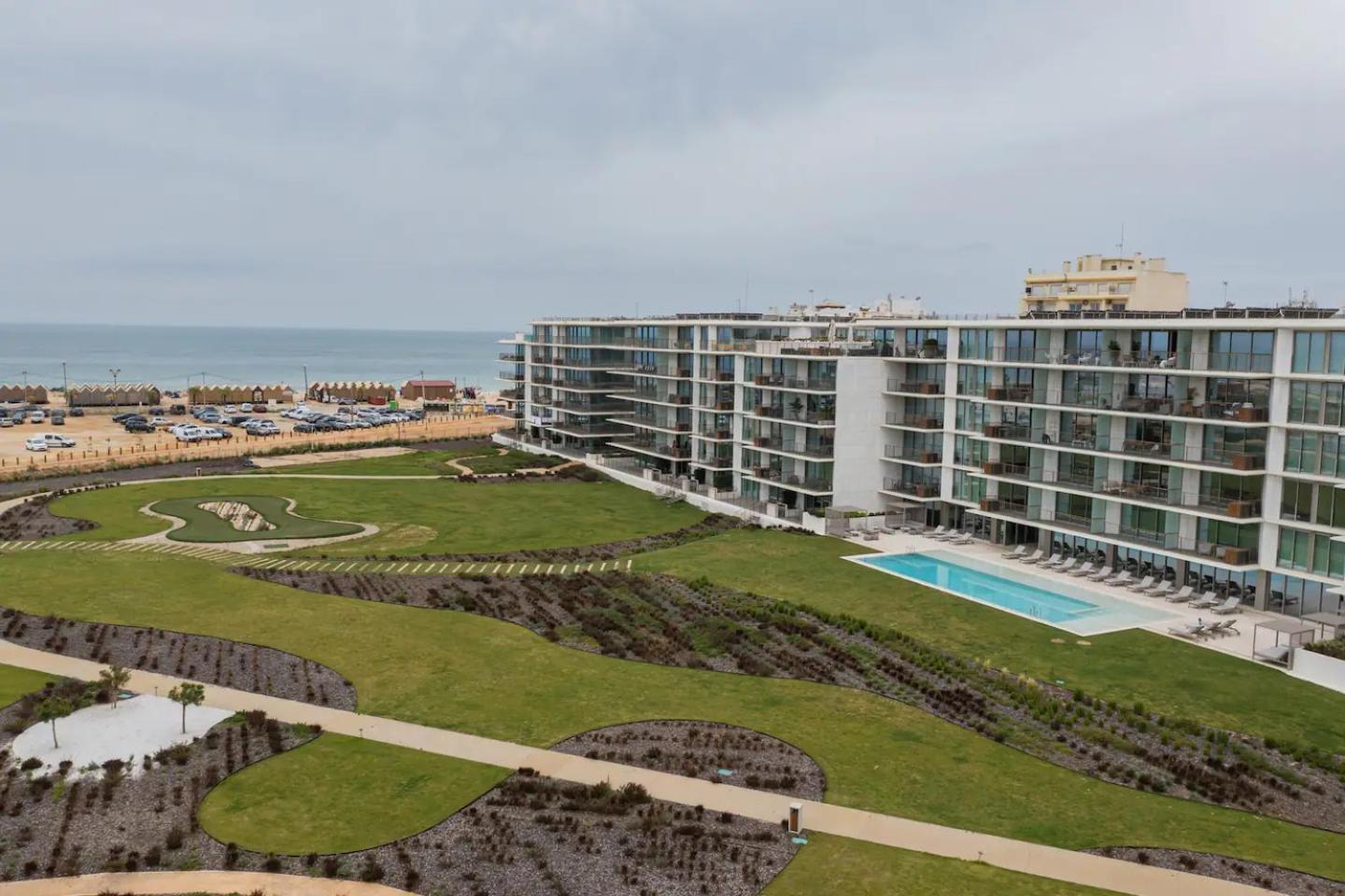 Bayline- Beachfront And Pool アルマカオ・デ・ペラ エクステリア 写真