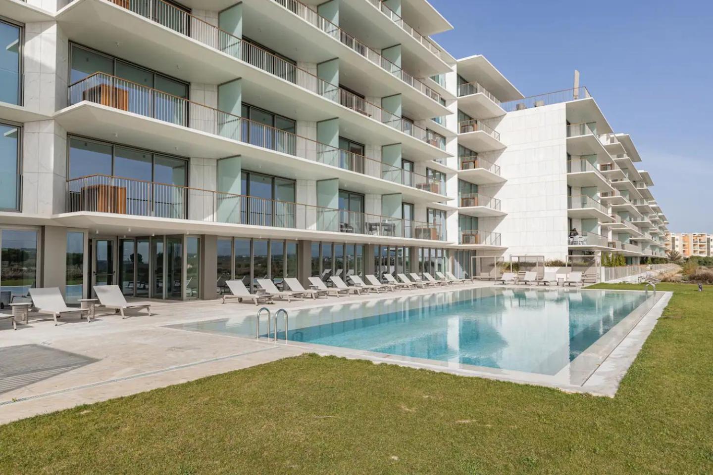 Bayline- Beachfront And Pool アルマカオ・デ・ペラ エクステリア 写真